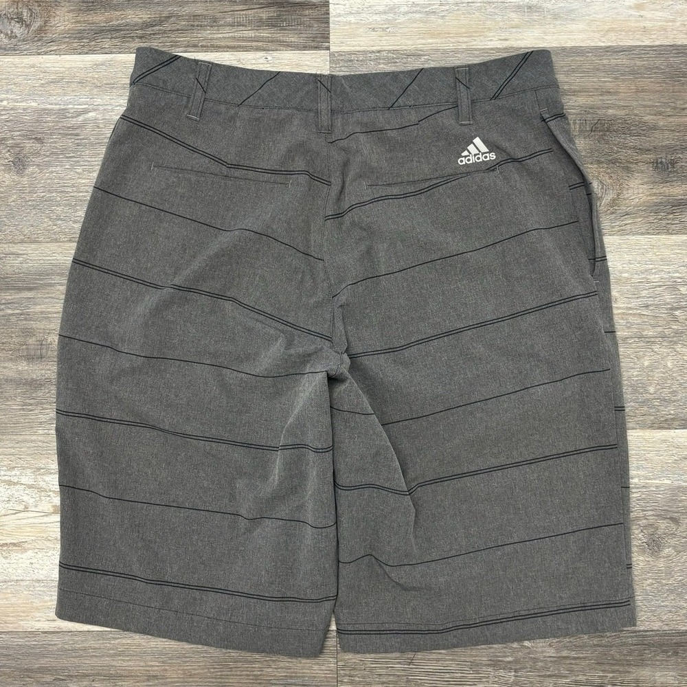 Adidas Ultimate 365 Striped Gray Black Mens 32" Stretch Performance Golf Shorts